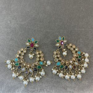 MULTICOLOURED faux pearl costume jewellery dangling earrings